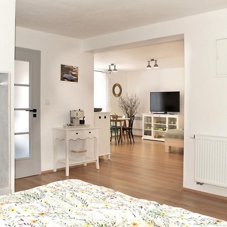 Apartman Mloci Udoli • Podyji Znojmo Exteriör bild